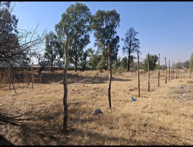 16,225M² SMALLHOLDING FOR SALE IN MIDDELVLEI AH